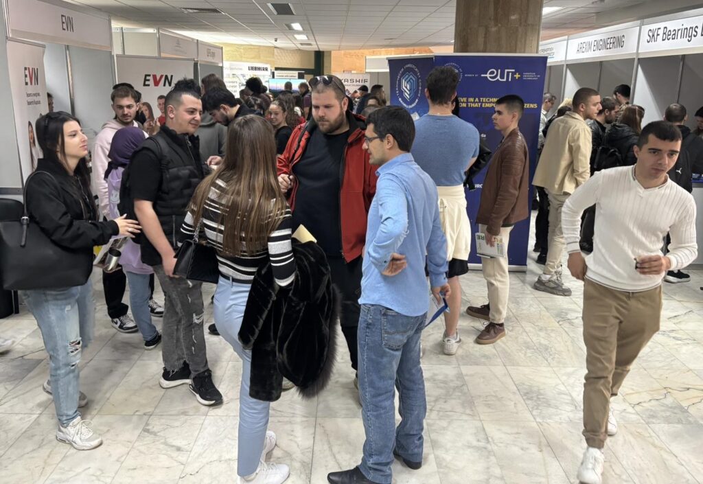 „Форум Стажове“ събра бизнеса и бъдещите инженери в Пловдив